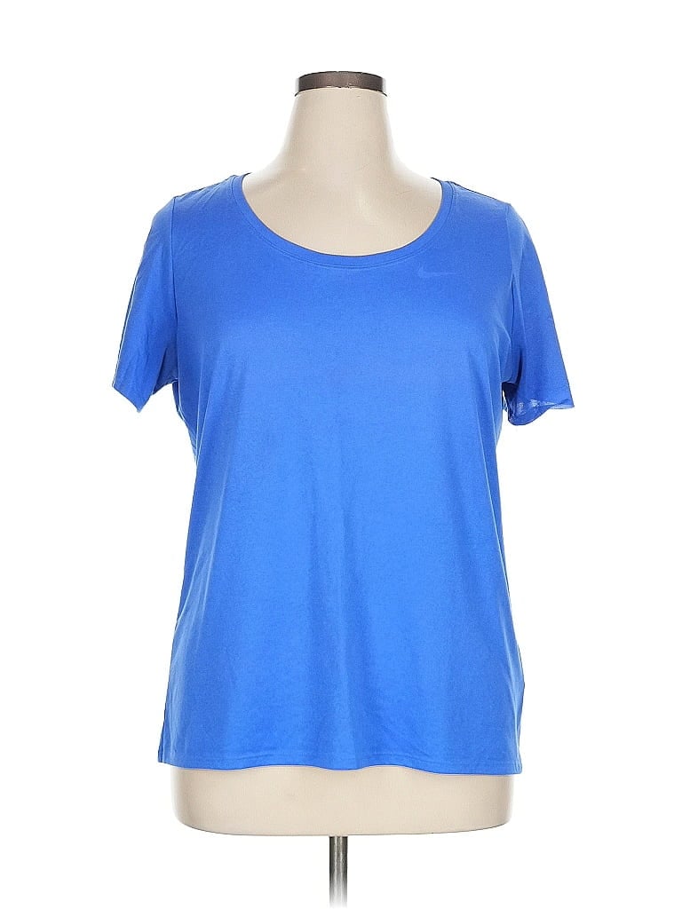 Pre-owned Nike Active T-shirt In Blue