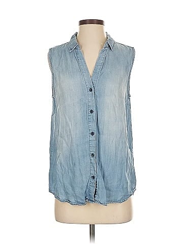 Velvet Heart Sleeveless Button-Down Shirt (view 1)