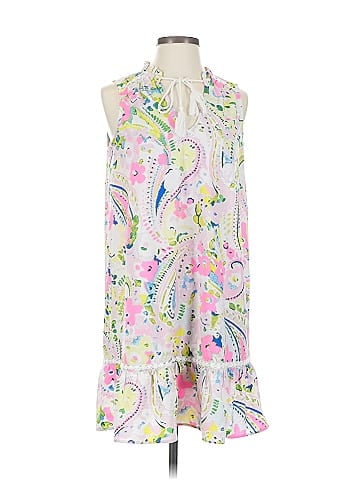 Crown & Ivy Casual Dress (view 1)