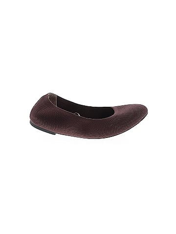 Amazon Essentials Flats (view 1)