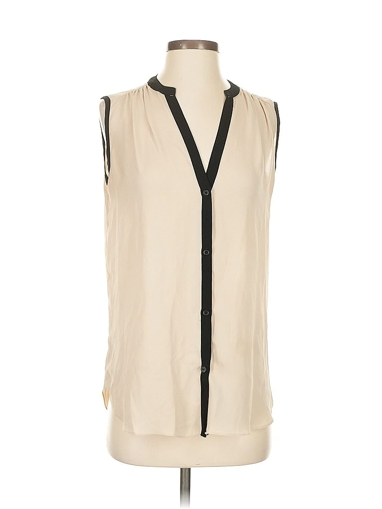 Pre-owned Max Studio Sleeveless Blouse In White