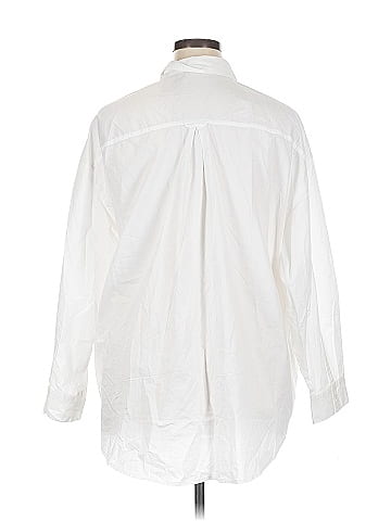 Old Navy Long Sleeve Button-Down Shirt (view 2)