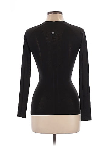 Lululemon Athletica Long Sleeve T-Shirt (view 2)