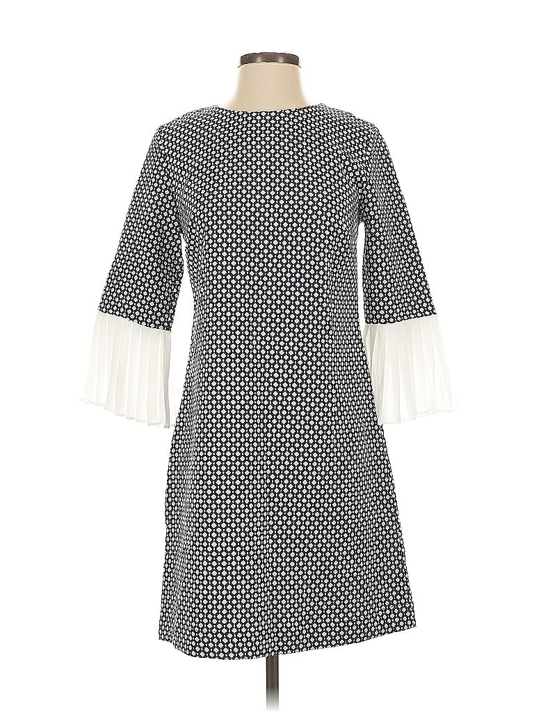 Click to view more detailed imagery on our partner's website Pre-owned New York And Company Casual Dress In Gray