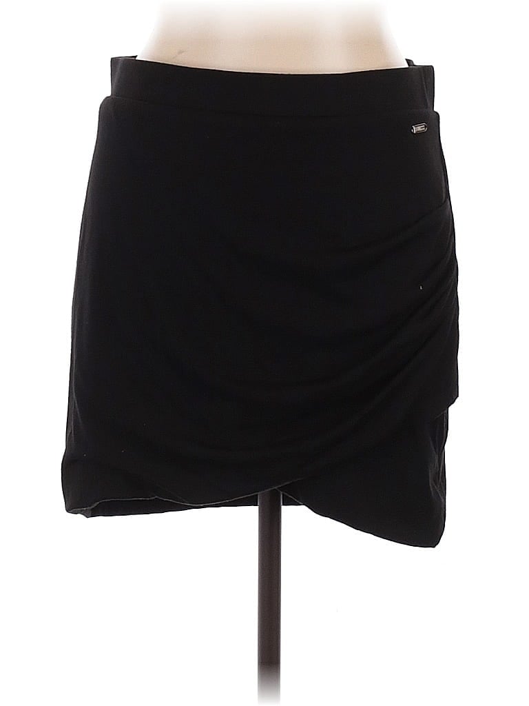 Pre-owned Guess Casual Skirt In Black