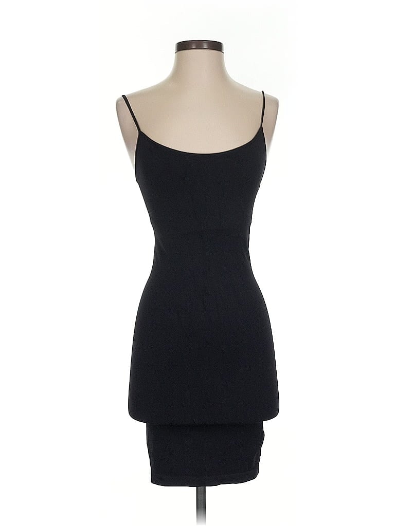 Pre-owned Bcbgmaxazria Cocktail Dress In Black