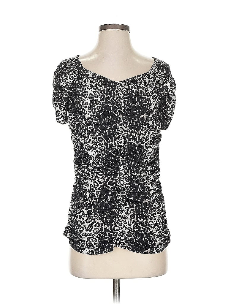 Pre-owned St John Short Sleeve Top Silver Scoop Neck Tops