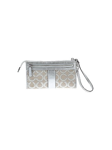 Coach Wristlet (view 2)
