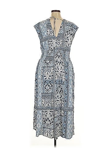 Old Navy Casual Dress (view 2)