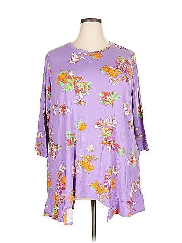 LOGO by Lori Goldstein 3/4 Sleeve Blouse (view 1)