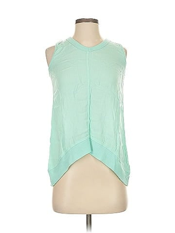 Derek Heart Sleeveless Blouse (view 1)