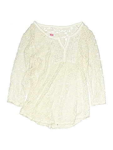 No Boundaries 3/4 Sleeve Blouse (view 1)