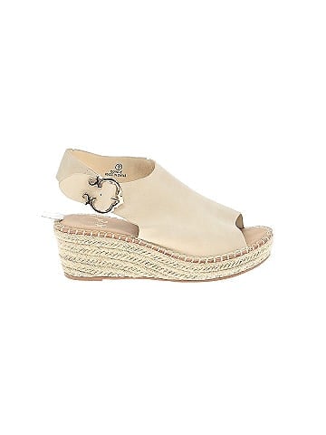 C. Wonder Wedges (view 1)