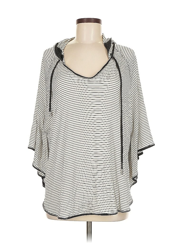 Pre-owned Saks Fifth Avenue Poncho In Black