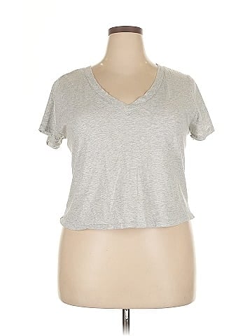 Universal Thread Short Sleeve T-Shirt (view 1)