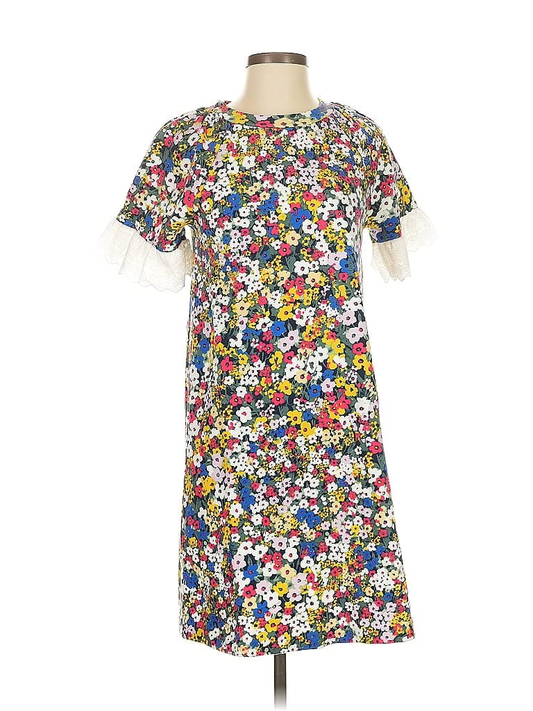Click to view more detailed imagery on our partner's website Pre-owned Ann Taylor Casual Dress In White