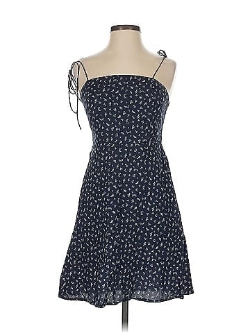 Old Navy Casual Dress (view 1)