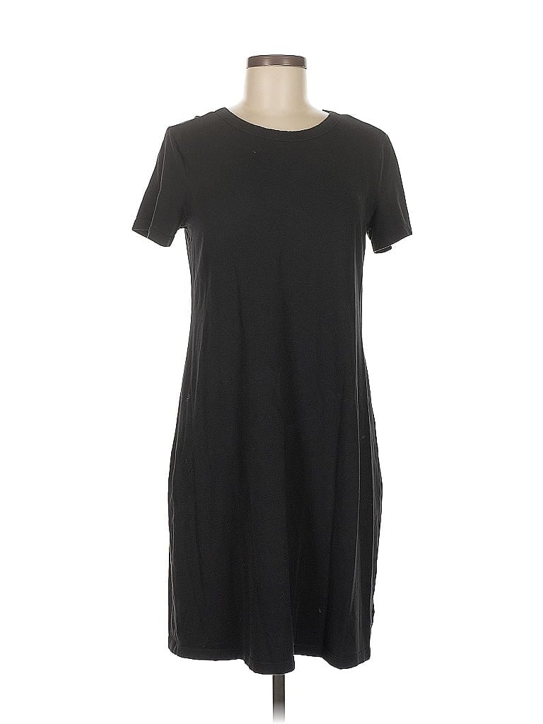 Pre-owned Old Navy Casual Dress In Black