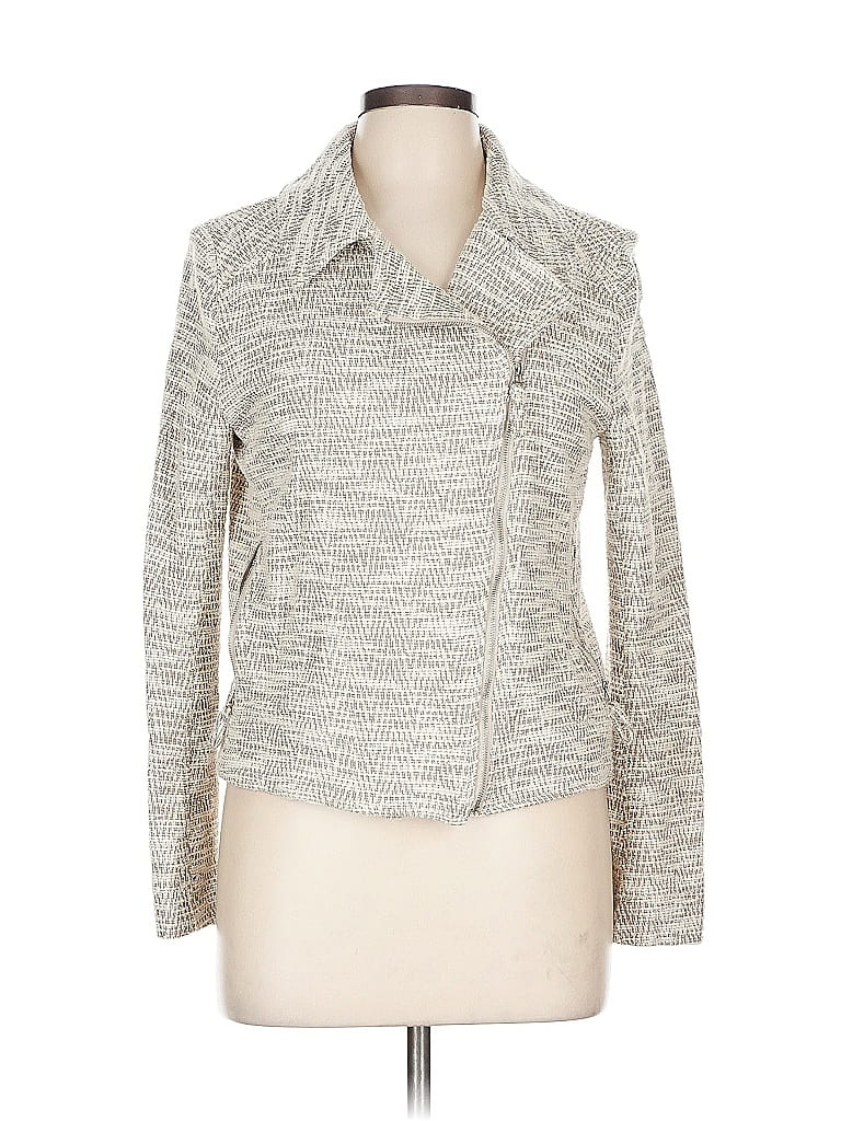 Click to view more detailed imagery on our partner's website Pre-owned Max Studio Jacket In Silver