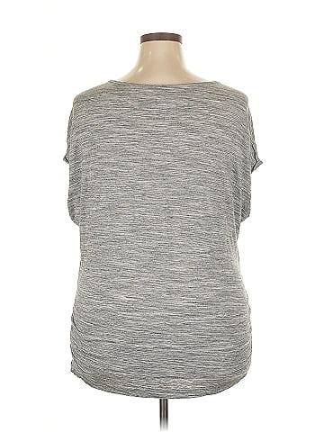 Old Navy Sleeveless T-Shirt (view 2)