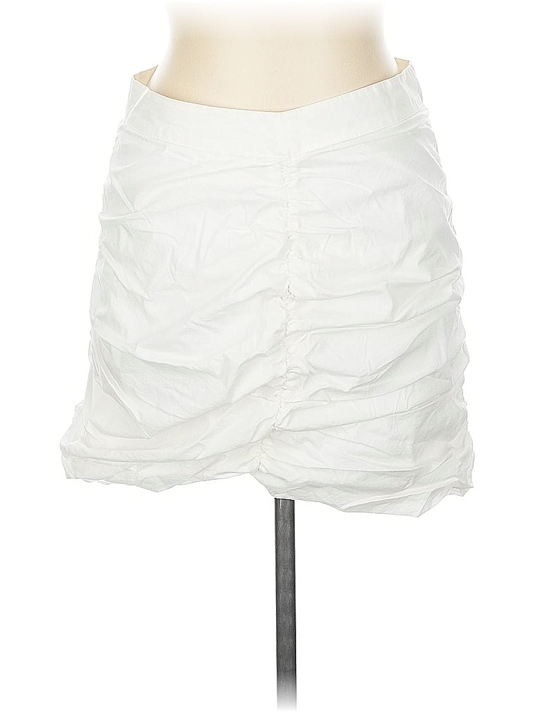 Pre-owned Divided By H&m Casual Skirt In White