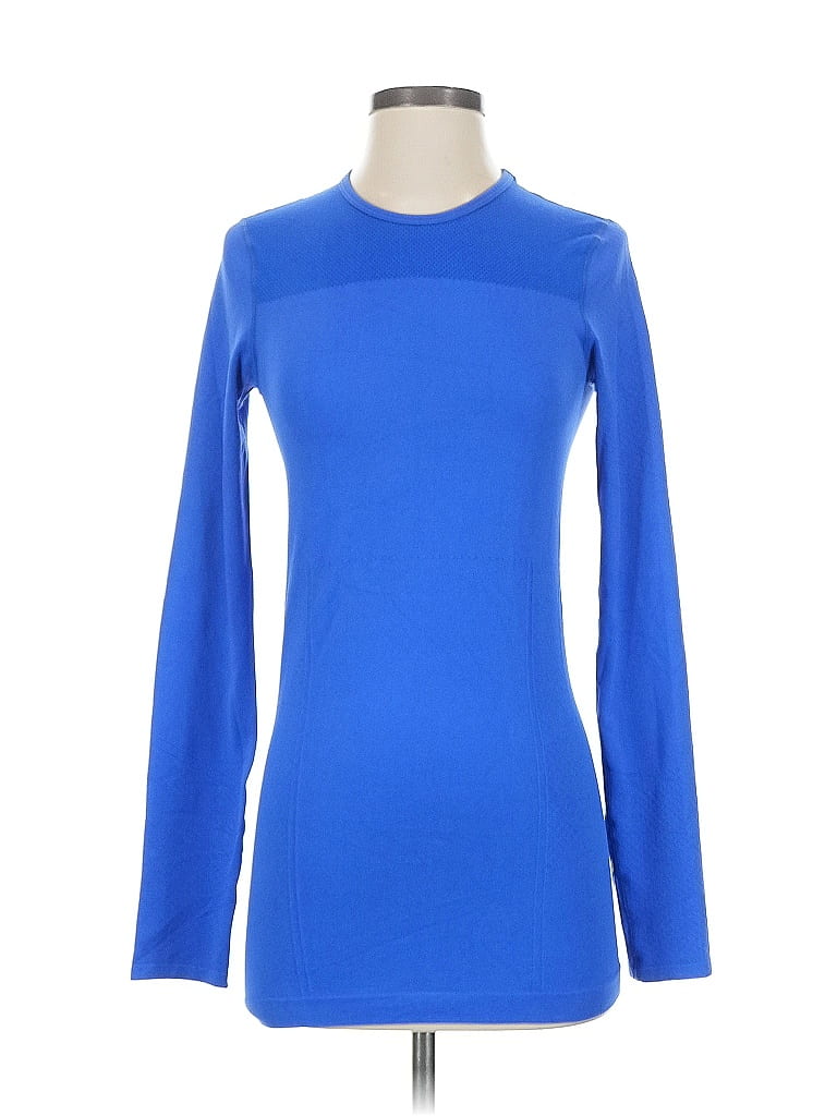 Pre-owned Fabletics Long Sleeve T-shirt In Blue