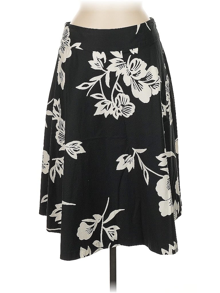 Click to view more detailed imagery on our partner's website Pre-owned Gap Casual Skirt In Black