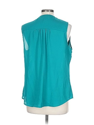 Soho JEANS NEW YORK & COMPANY Sleeveless Blouse (view 2)