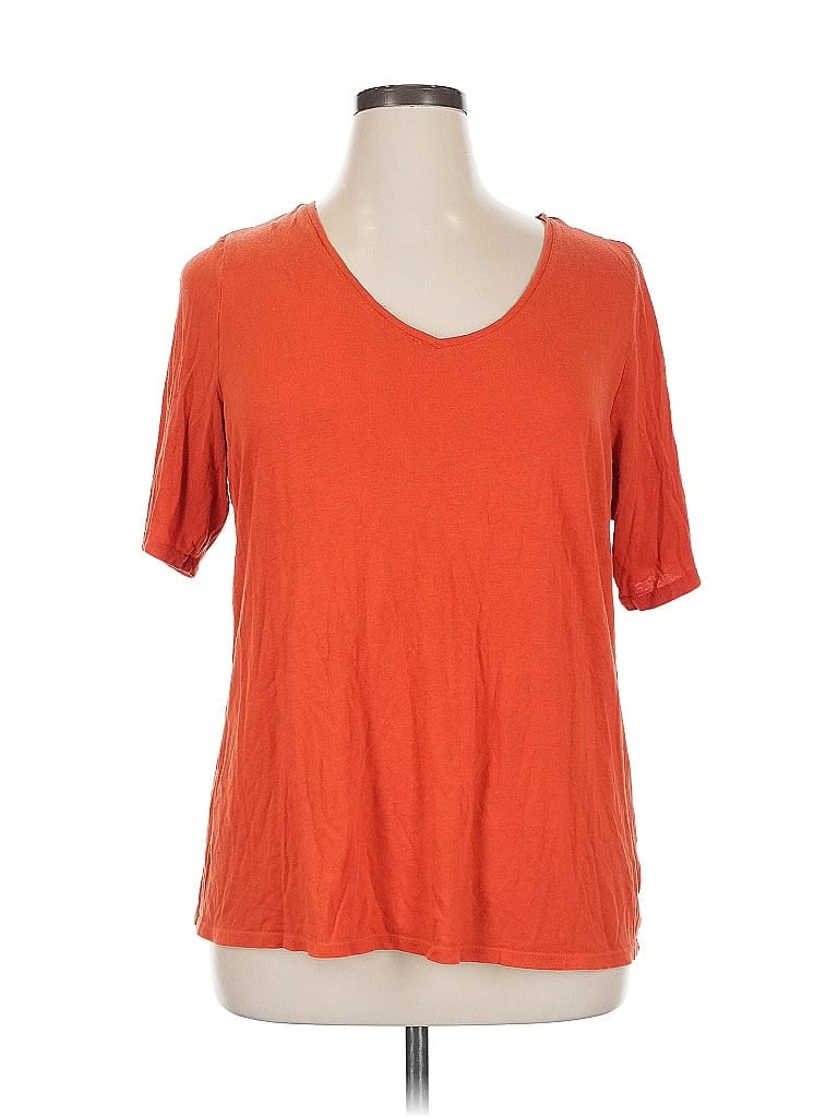 Click to view more detailed imagery on our partner's website Pre-owned Lane Bryant Short Sleeve T-shirt In Orange