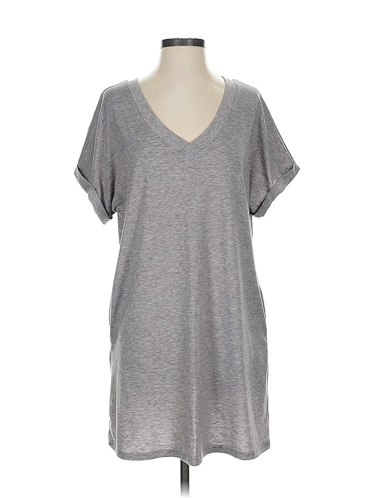 Click to view more detailed imagery on our partner's website Pre-owned Cupshe Casual Dress In Gray