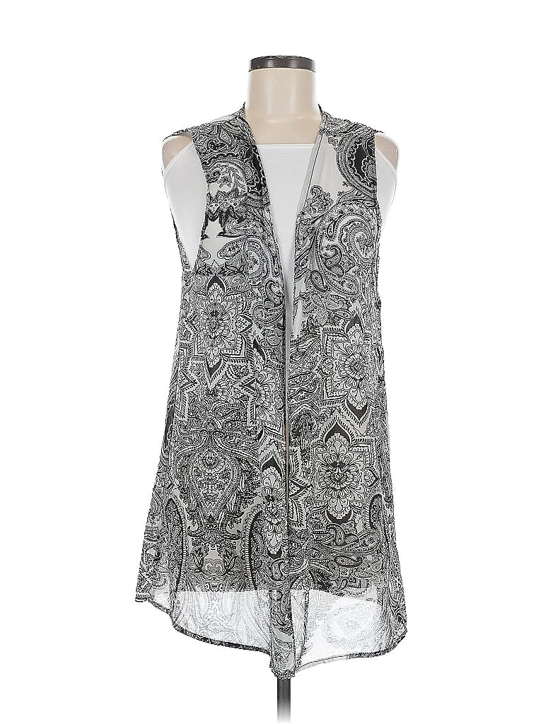 Pre-owned Forever 21 Contemporary Sleeveless Blouse In Silver