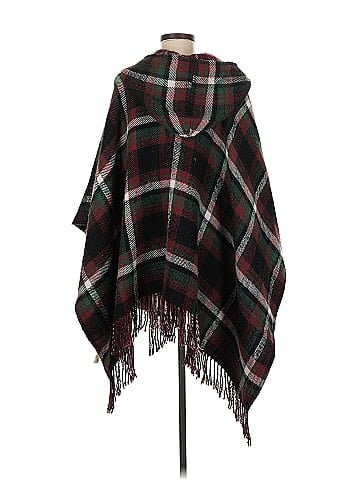 Simply Noelle Poncho (view 2)