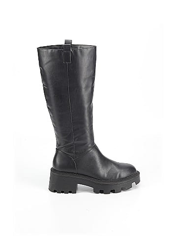 BP. Boots (view 1)