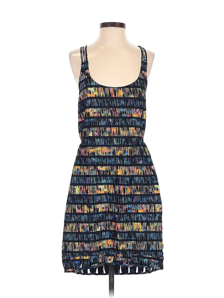 Pre-owned Hurley Casual Dress In Blue