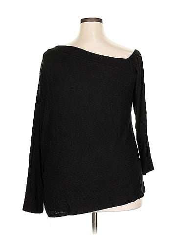 Kim & Cami Pullover Sweater (view 2)