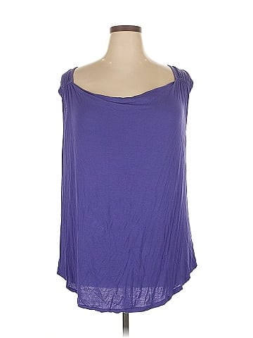 Daisy Fuentes Sleeveless T-Shirt (view 1)