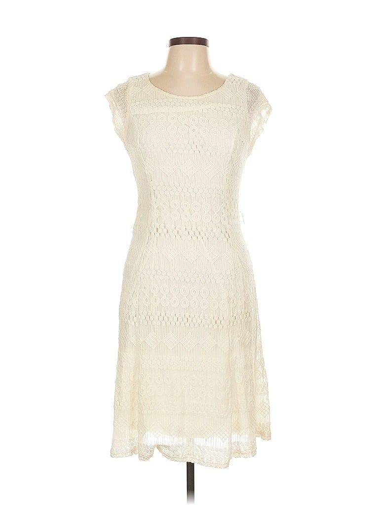 Click to view more detailed imagery on our partner's website Pre-owned Sharagano Cocktail Dress In White