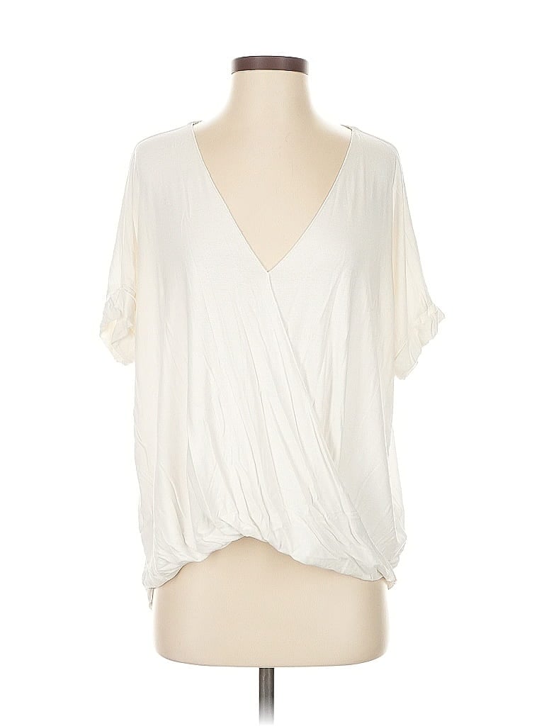 Click to view more detailed imagery on our partner's website Pre-owned Assorted Brands Short Sleeve Blouse In White