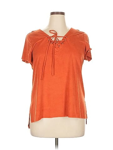 Melissa Paige Short Sleeve Top (view 1)