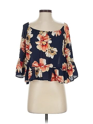 Eight Sixty 3/4 Sleeve Blouse (view 1)