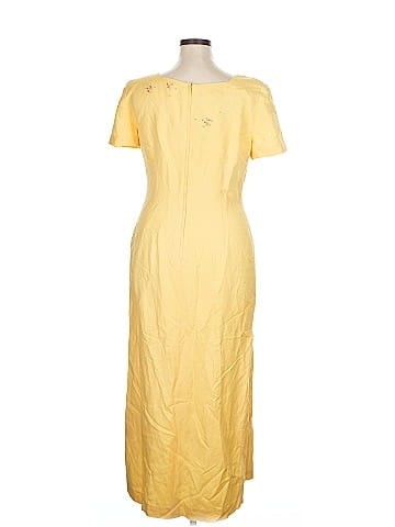 Donna Morgan Casual Dress (view 2)
