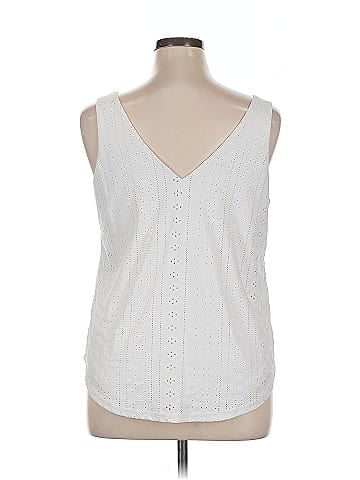 Solitaire Sleeveless Blouse (view 2)