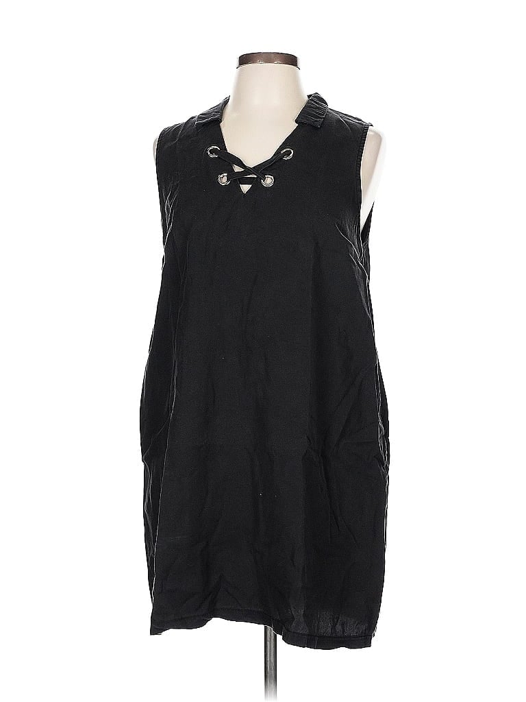 Pre-owned Monteau Casual Dress In Black