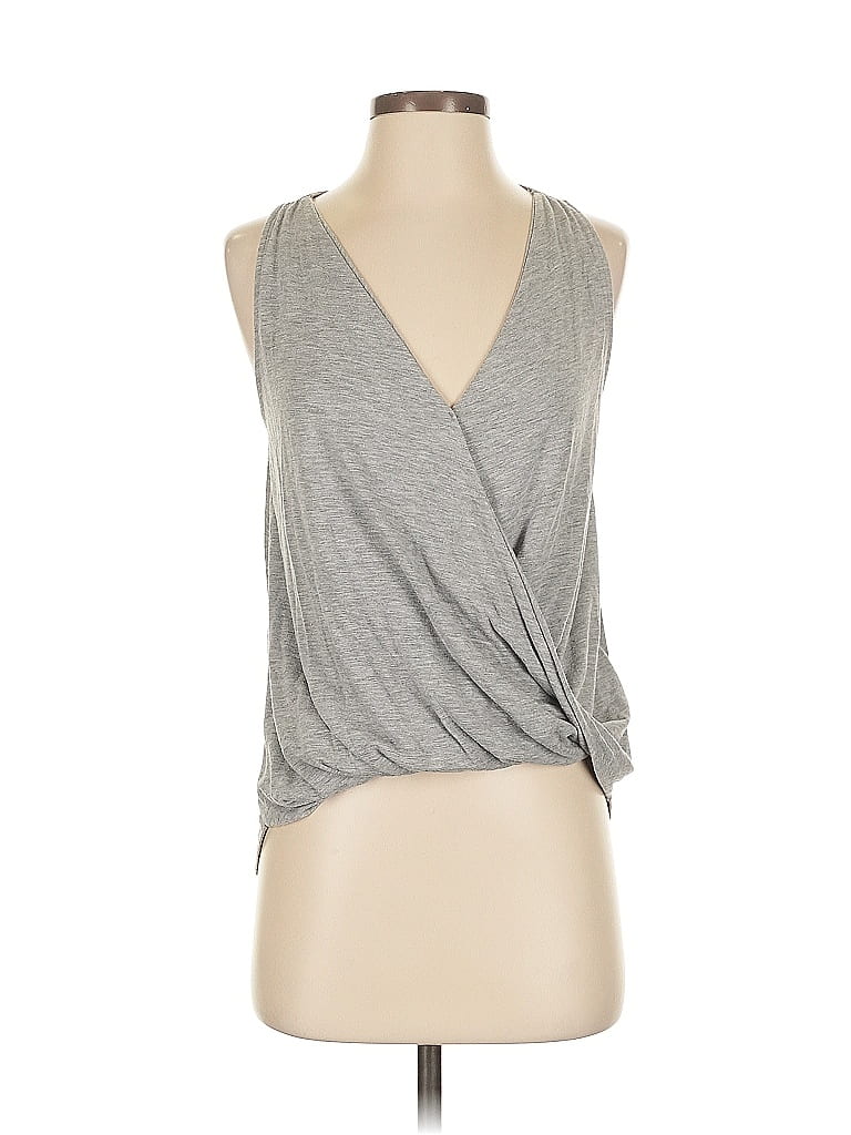 Click to view more detailed imagery on our partner's website Pre-owned Abercrombie & Fitch Tank Top Gray Plunge Neckline Tops