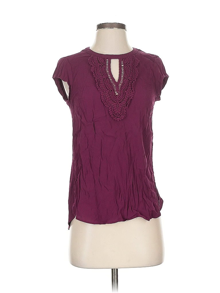 Pre-owned Daniel Rainn Sleeveless T-shirt In Burgundy