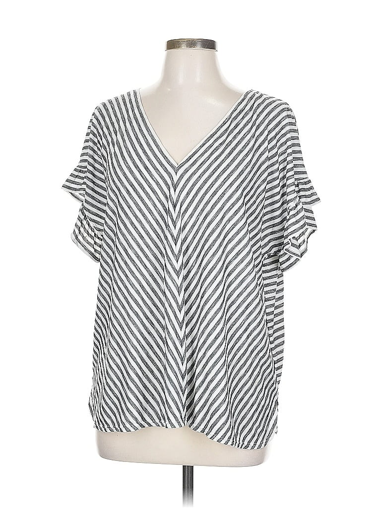 Pre-owned Max Studio Short Sleeve T-shirt In Gray