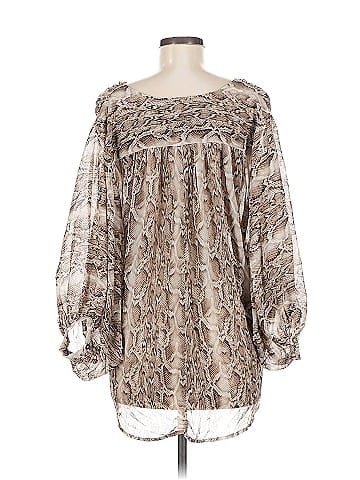 Lovestitch 3/4 Sleeve Blouse (view 2)