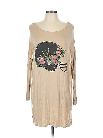 Judith March 3/4 Sleeve T-Shirt (view 1)