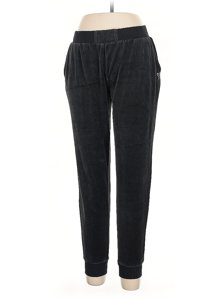 Click to view more detailed imagery on our partner's website Pre-owned Victoria's Secret Casual Pants In Green