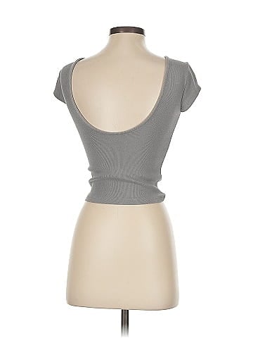 American Eagle Outfitters Sleeveless T-Shirt (view 2)